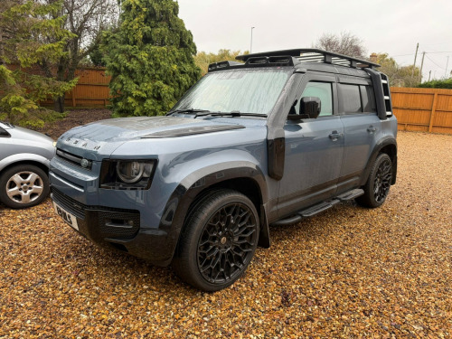 Land Rover 110  3.0 D300 MHEV X-Dynamic SE 