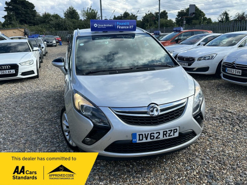 Vauxhall Zafira Tourer  2.0 CDTi SE Euro 5 (s/s) 5dr