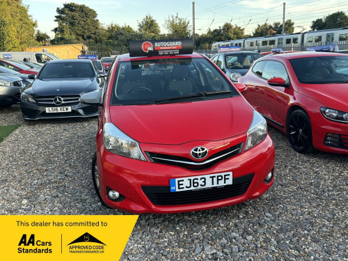 Toyota Yaris  1.33 Dual VVT-i Icon Plus Euro 5 5dr