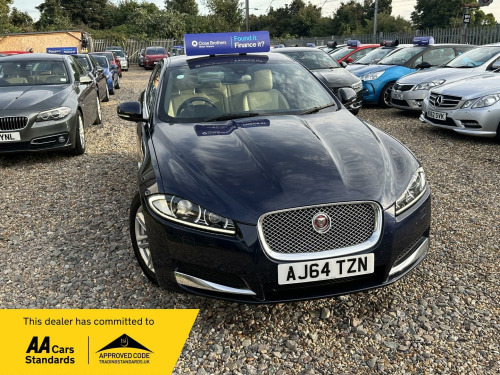 Jaguar XF  2.2d Luxury Auto Euro 5 (s/s) 4dr