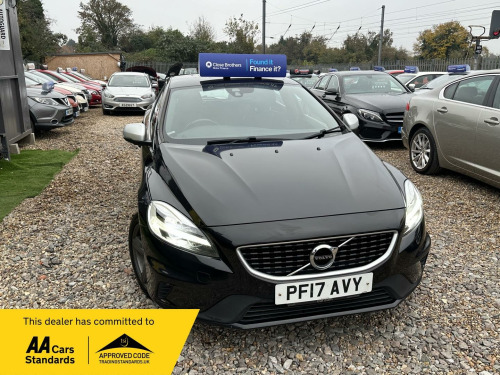 Volvo V40  2.0 D2 R-Design Nav Plus Euro 6 (s/s) 5dr