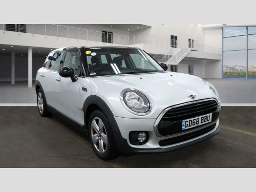 MINI Clubman  1.5 Cooper Classic Euro 6 (s/s) 6dr
