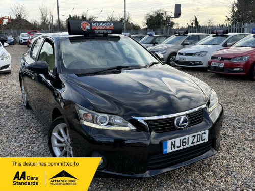 Lexus CT 200h  1.8 200h SE-L CVT Euro 5 (s/s) 5dr 