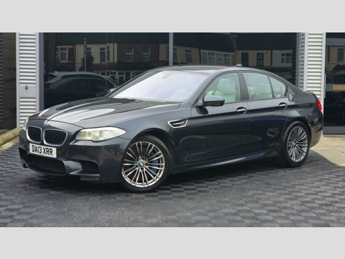 BMW M5  4.4 V8 DCT Euro 5 (s/s) 4dr