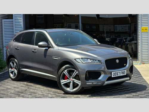Jaguar F-PACE  3.0 D300 V6 S Auto AWD Euro 6 (s/s) 5dr
