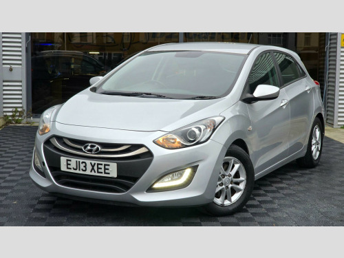 Hyundai i30  1.6 Active Auto Euro 5 5dr 