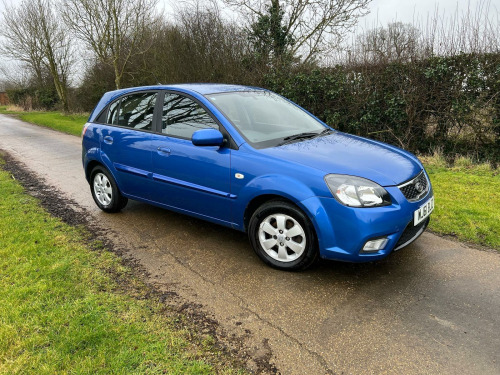 Kia Rio  1.4 2 IPD 5dr