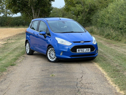 Ford B-Max  1.0T EcoBoost Titanium Euro 5 (s/s) 5dr