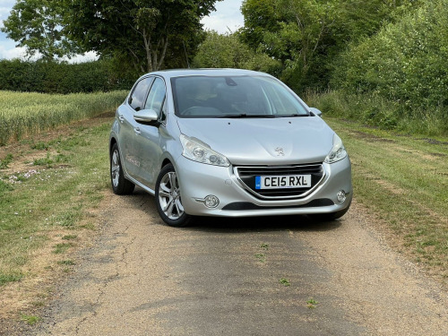 Peugeot 208  1.6 e-HDi Allure Euro 5 (s/s) 5dr
