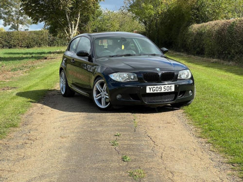 BMW 1 Series  2.0 118d M Sport Hatchback 3dr Diesel Steptronic Euro 5 (143 ps)