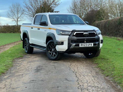 Toyota Hi-Lux  2.8 D-4D Invincible X Pickup Double Cab 4dr Diesel Auto 4WD Euro 6 (s/s) (2