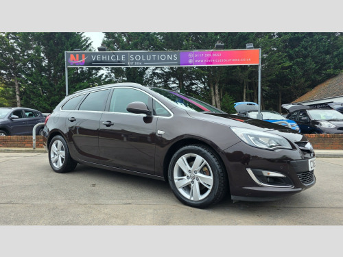 Vauxhall Astra  2.0 CDTi SRi Sports Tourer 5dr Diesel Manual Euro 5 (s/s) (165 ps)