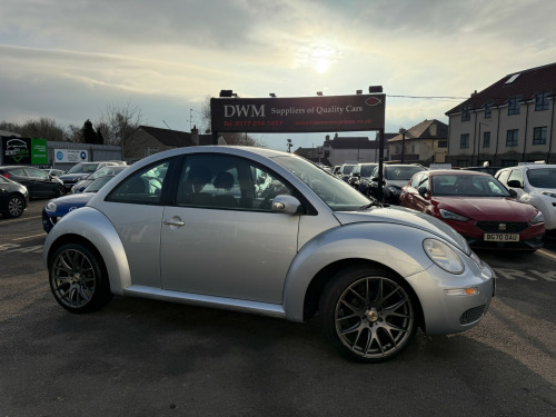 Volkswagen Beetle  1.6 Luna 3dr