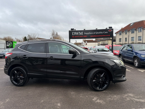 Nissan Qashqai  1.5 dCi Black Edition 5dr