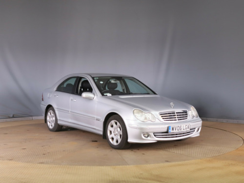 Mercedes-Benz C-Class C220 C220 CDI Elegance SE 4dr Auto
