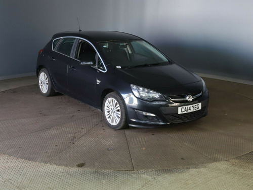 Vauxhall Astra  1.6 16v Excite Hatchback 5dr Petrol Manual Euro 5 (115 ps)