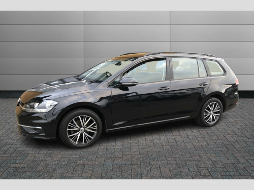 Volkswagen Golf  1.6 TDI SE 5dr [Nav]