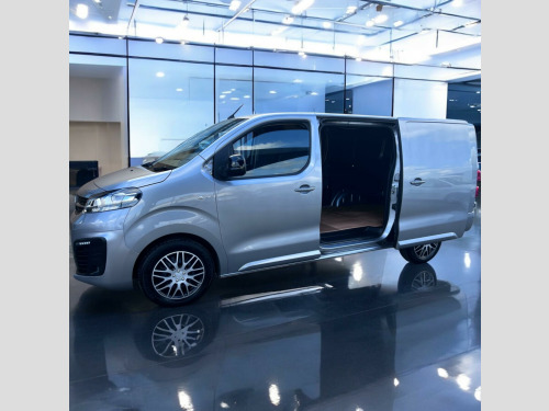 Vauxhall Vivaro  2900 1.5d 100PS Pro H1 Van