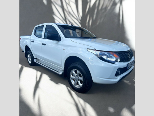 Mitsubishi L200  Double Cab DI-D 151 4Life 4WD