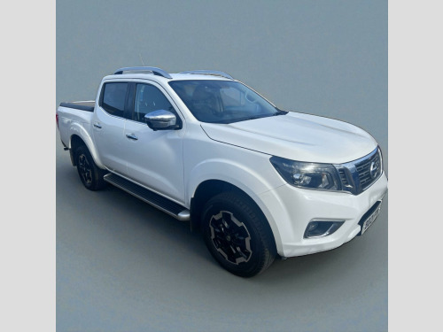 Nissan Navara  Double Cab Pick Up Tekna 2.3dCi 190 TT 4WD