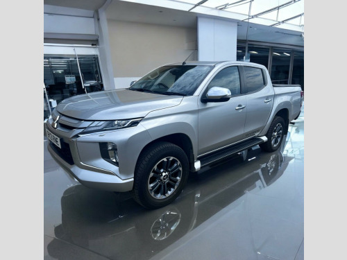Mitsubishi L200  Double Cab DI-D 150 Warrior 4WD Auto