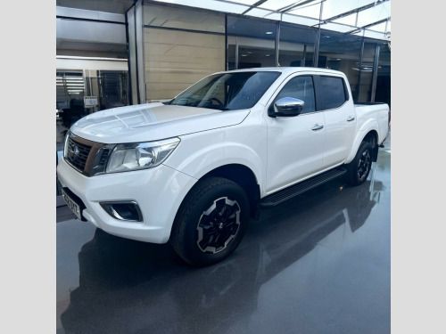 Nissan Navara  Double Cab Pick Up N-Connecta 2.3dCi 190 TT 4WD 