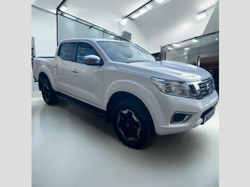 Nissan Navara  Double Cab Pick Up N-Connecta 2.3dCi 190 TT 4WD