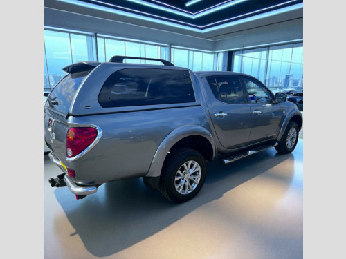 Mitsubishi L200  Double Cab DI-D Barbarian 4WD 176Bhp