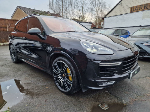 Porsche Cayenne  4.8 T V8 Turbo S