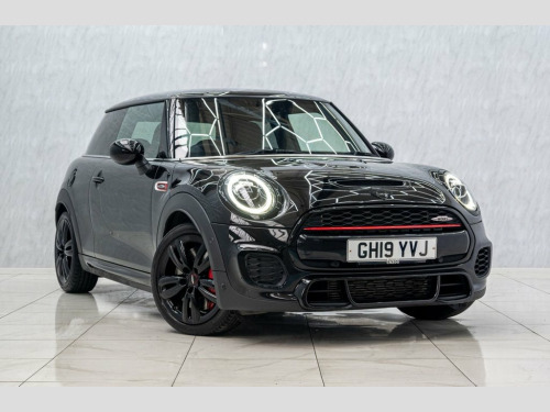 MINI Hatch  2.0 JOHN COOPER WORKS 3d 228 BHP