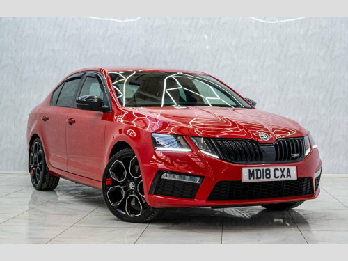 Skoda Octavia  2.0 TSI vRS Hatchback 5dr Petrol Manual Euro 6 (s/