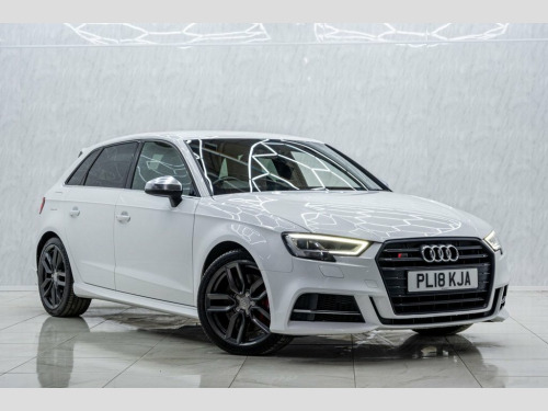 Audi S3  2 2.0 TFSI Sportback 5dr Petrol S Tronic quattro E