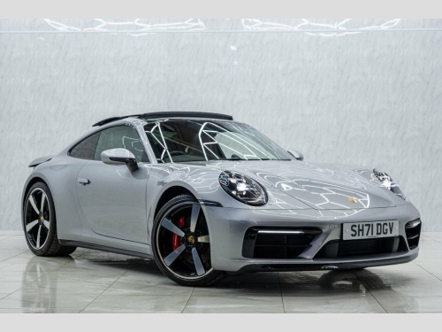 Porsche 911  3.0T 992 Carrera 4S Coupe 2dr Petrol Manual 4WD Eu