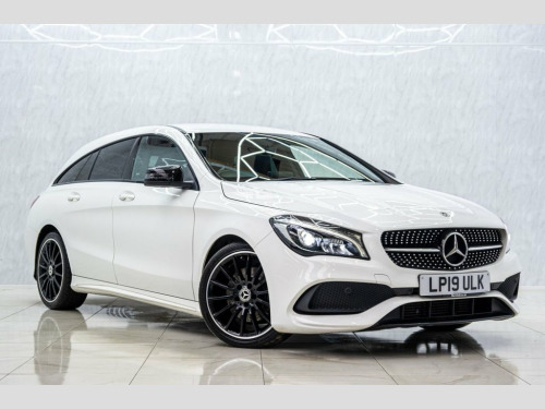 Mercedes-Benz CLA  2.0 CLA220 AMG Line Night Edition Shooting Brake 5