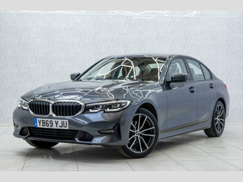 BMW 3 Series  2.0 320i Sport Saloon 4dr Petrol Auto Euro 6 (s/s)