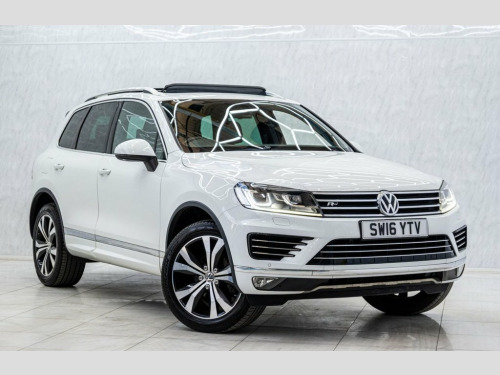 Volkswagen Touareg  3.0 TDI V6 BlueMotion Tech R-Line SUV 5dr Diesel T