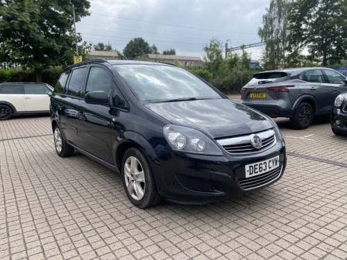 Vauxhall Zafira  1.6 16V Exclusiv MPV 5dr Petrol Manual Euro 5 (115 ps)