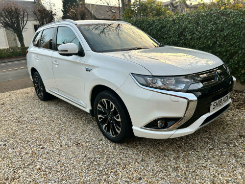 Mitsubishi Outlander  2.0h 12kWh 4h CVT 4WD Euro 6 (s/s) 5dr