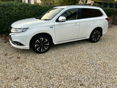 Mitsubishi Outlander  2.0h 12kWh 4h CVT 4WD Euro 6 (s/s) 5dr