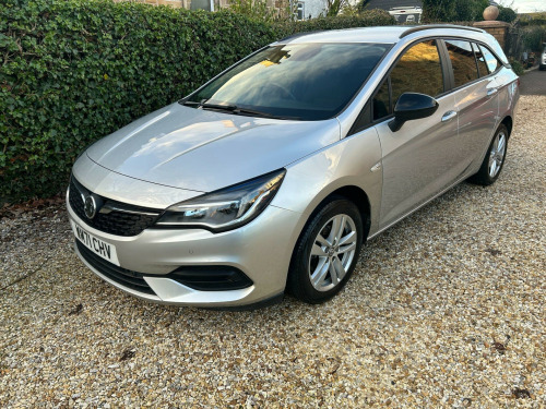 Vauxhall Astra  1.2 Turbo Business Edition Nav Sports Tourer Euro 6 (s/s) 5dr