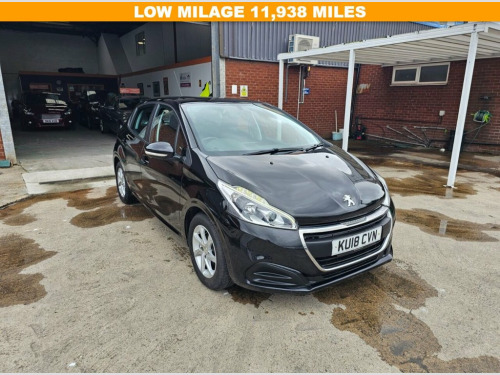 Peugeot 208  1.2 ACTIVE 5d 82 BHP Full Service History