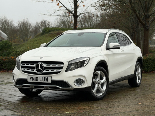 Mercedes-Benz GLA-Class  2.1 GLA200d Sport SUV 5dr Diesel 7G-DCT Euro 6 (s/s) (136 ps) 