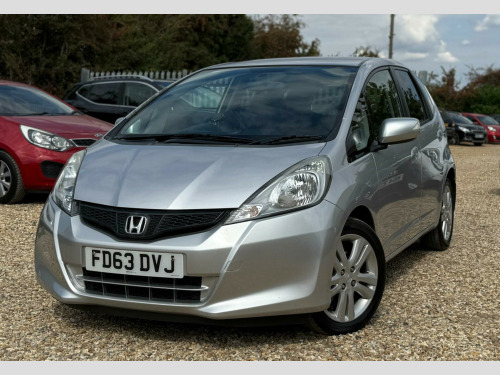 Honda Jazz  1.4 i-VTEC ES Plus CVT Euro 5 5dr