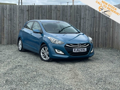 Hyundai i30  1.6 STYLE CRDI  AUTOMATIC 5d 109 BHP - FREE DELIVE