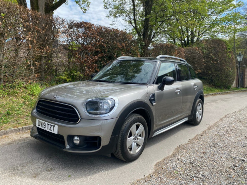 MINI Countryman  1.5 Cooper Classic Euro 6 (s/s) 5dr