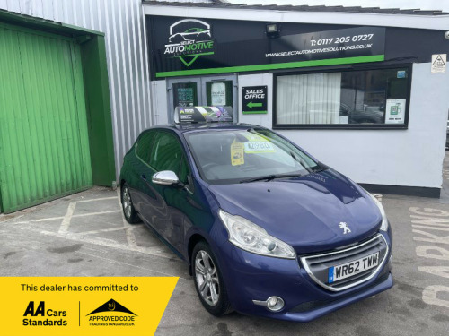 Peugeot 208  1.6 e-HDi Allure 3dr