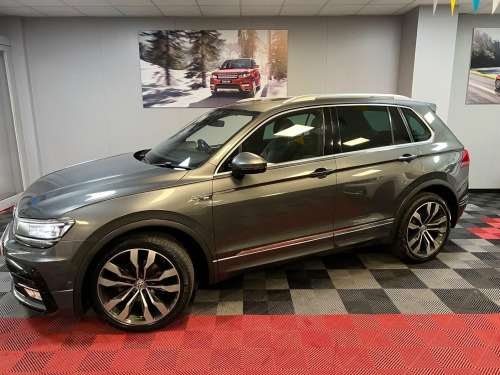 Volkswagen Tiguan  2.0 TDI BlueMotion Tech R-Line DSG 4Motion Euro 6 (s/s) 5dr