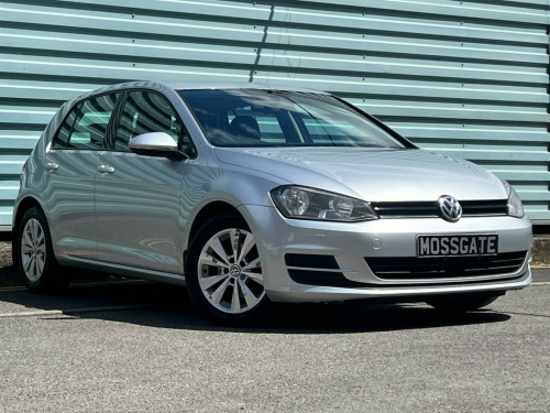 Volkswagen Golf  2.0 TDI BlueMotion Tech SE DSG Euro 5 (s/s) 5dr