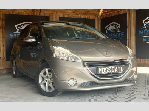 Peugeot 208  1.4 e-HDi Allure EGC Euro 5 (s/s) 3dr