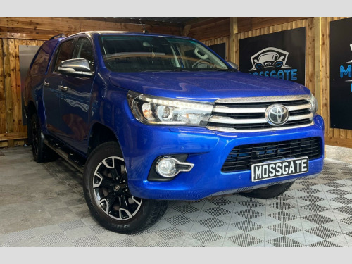 Toyota Hi-Lux  2.4 D-4D Invincible X Auto 4WD Euro 6 4dr (TSS, 3.5t)